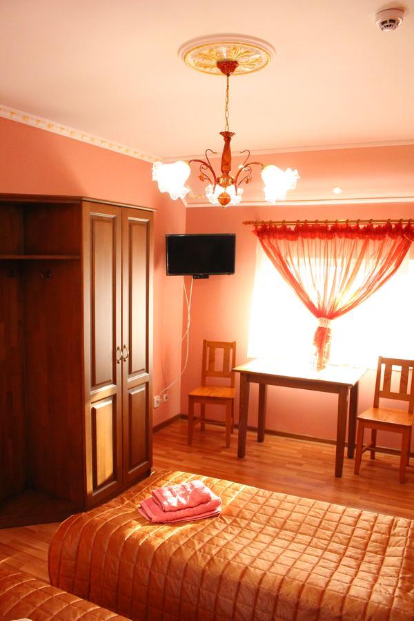 Cafe-Motel Goryanka Uzjhorod Eksteriør billede