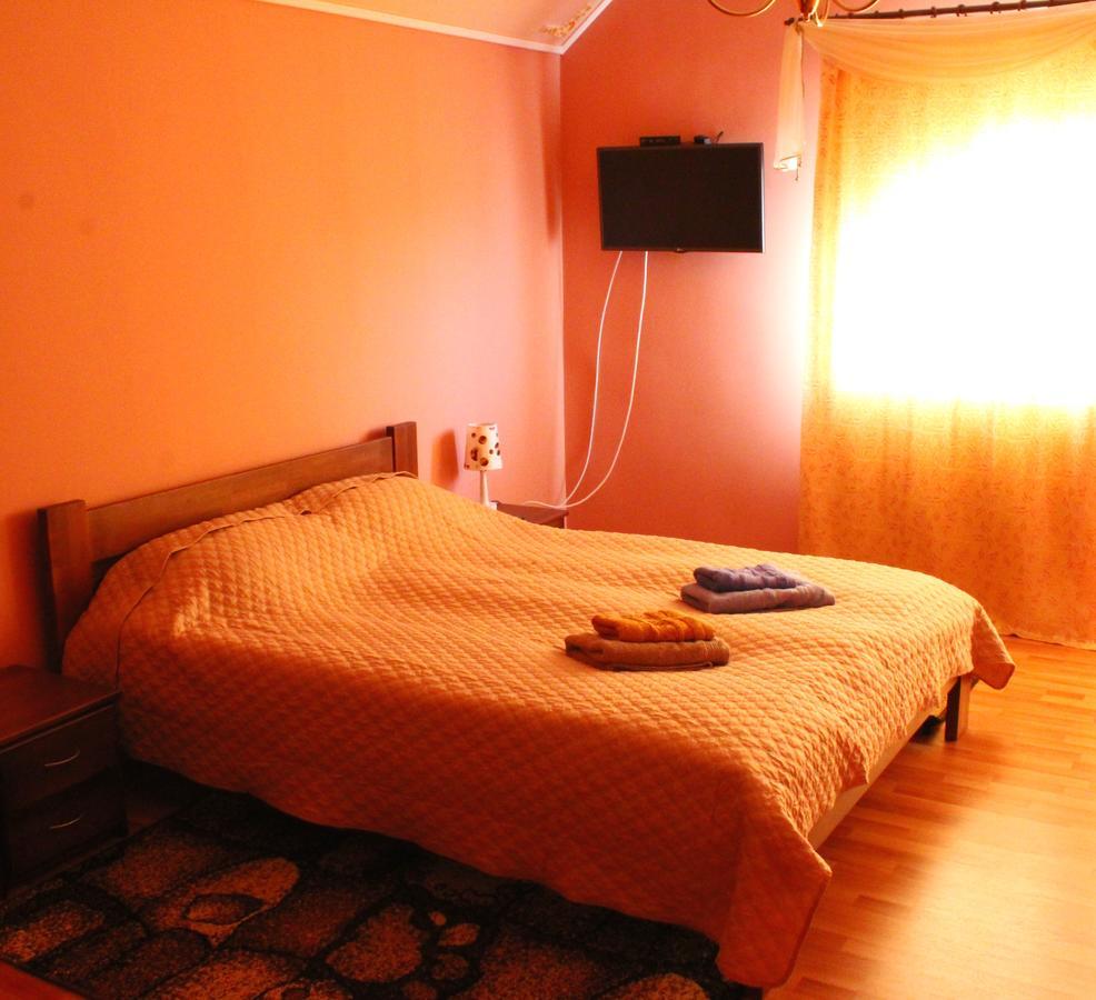Cafe-Motel Goryanka Uzjhorod Eksteriør billede